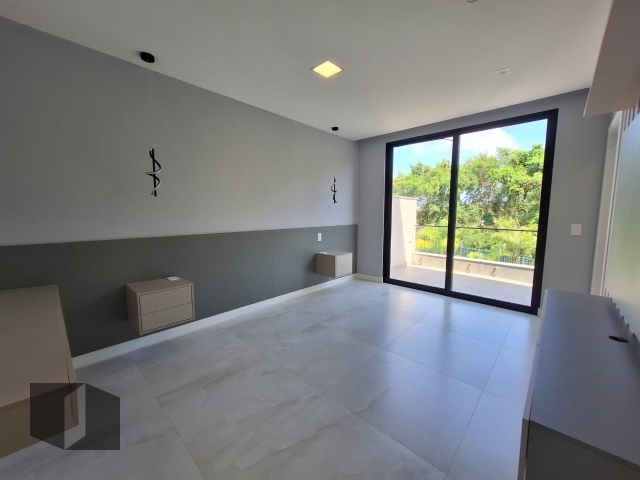 Casa à venda com 5 quartos, 358m² - Foto 12