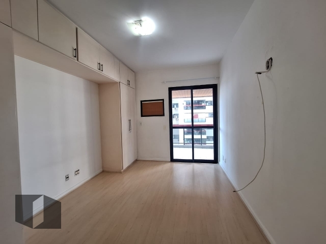 Apartamento à venda com 2 quartos, 96m² - Foto 9