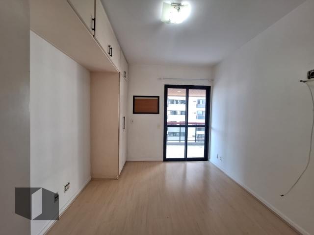 Apartamento à venda com 2 quartos, 96m² - Foto 10