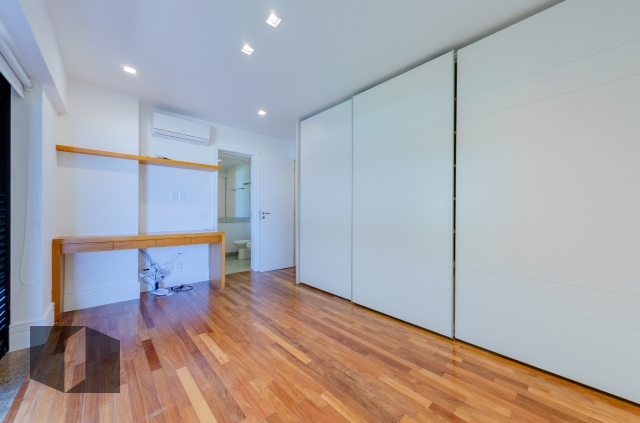 Apartamento para alugar com 3 quartos, 260m² - Foto 7