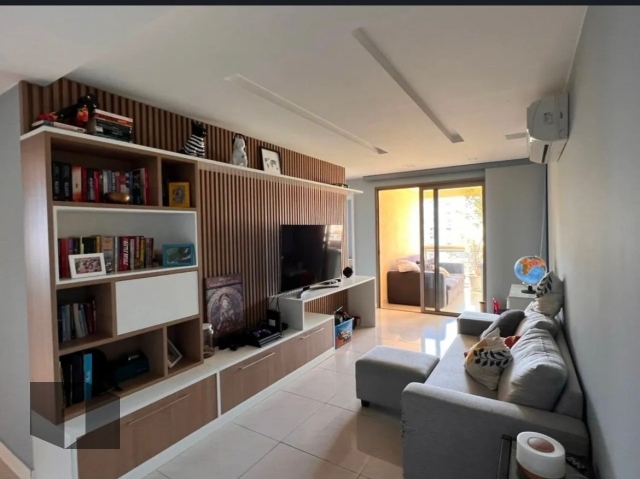 Apartamento para alugar com 4 quartos, 262m² - Foto 8