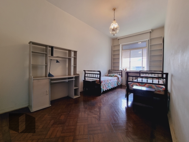 Apartamento à venda com 3 quartos, 240m² - Foto 26