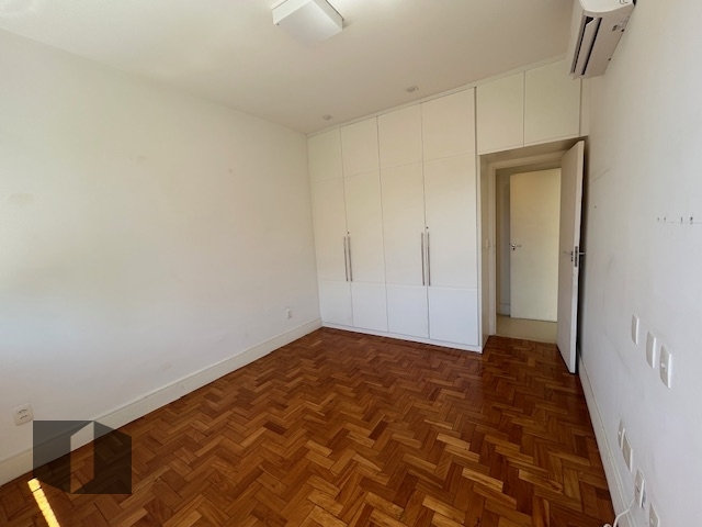 Apartamento à venda com 3 quartos, 90m² - Foto 7