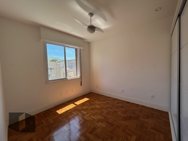 Apartamento à venda com 3 quartos, 90m² - Foto 10