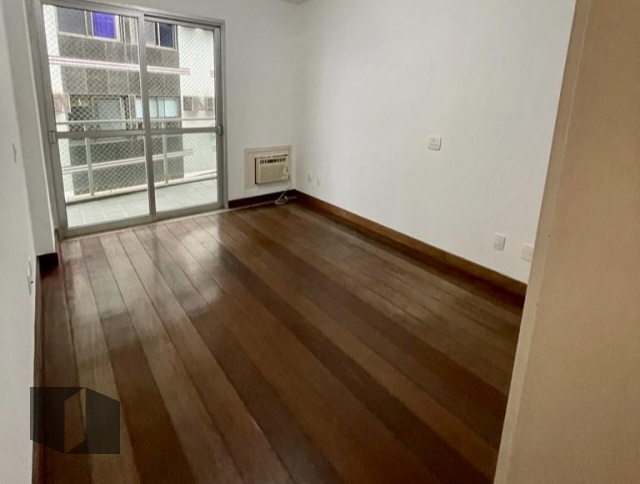 Apartamento à venda com 4 quartos, 245m² - Foto 16