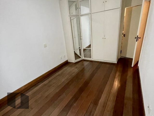 Apartamento à venda com 4 quartos, 245m² - Foto 21