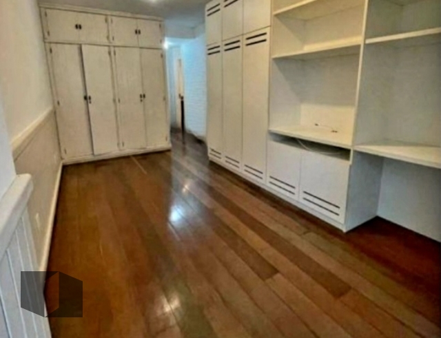 Apartamento à venda com 4 quartos, 245m² - Foto 17