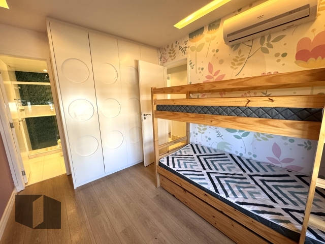 Apartamento à venda com 4 quartos, 136m² - Foto 18