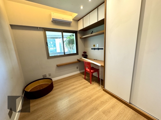 Apartamento à venda com 4 quartos, 136m² - Foto 21