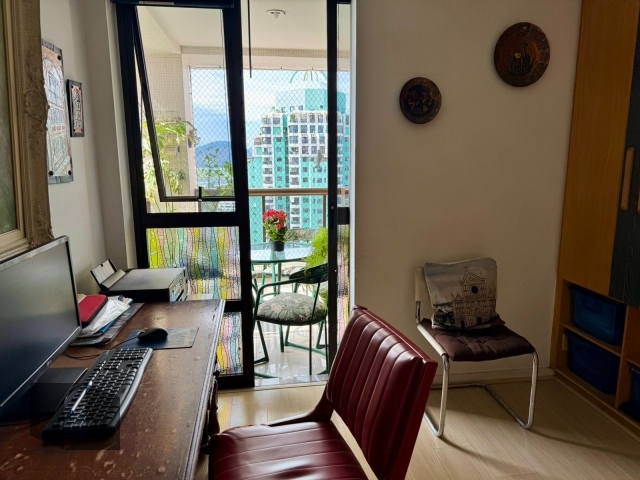 Apartamento à venda com 3 quartos, 126m² - Foto 19