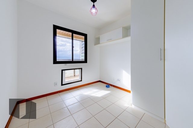 Apartamento à venda com 2 quartos, 96m² - Foto 11