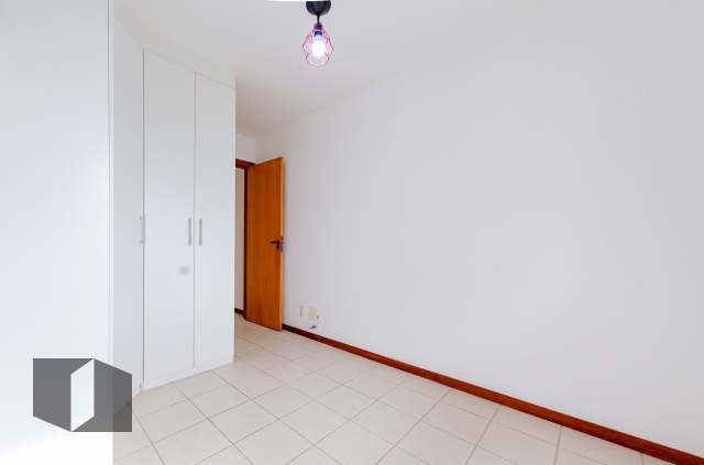 Apartamento à venda com 2 quartos, 96m² - Foto 13