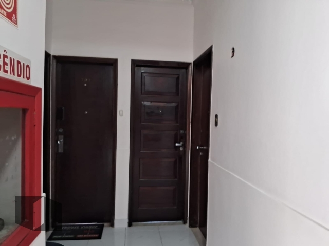 Apartamento para alugar com 2 quartos, 78m² - Foto 18