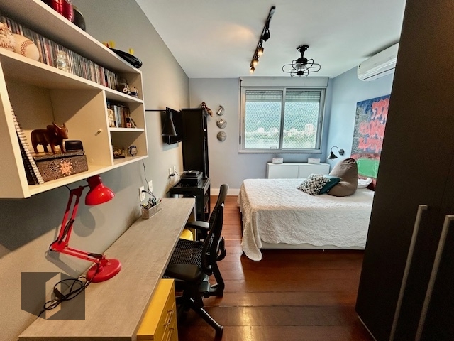 Apartamento à venda com 4 quartos, 181m² - Foto 7