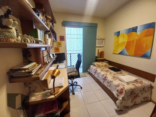 Apartamento à venda com 3 quartos, 180m² - Foto 14