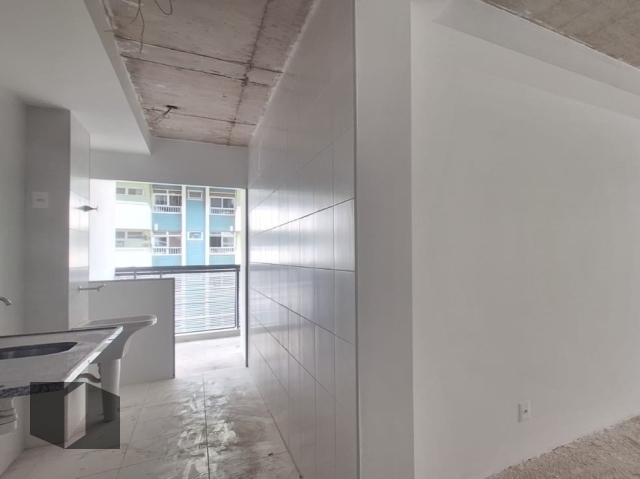 Apartamento à venda com 3 quartos, 108m² - Foto 7