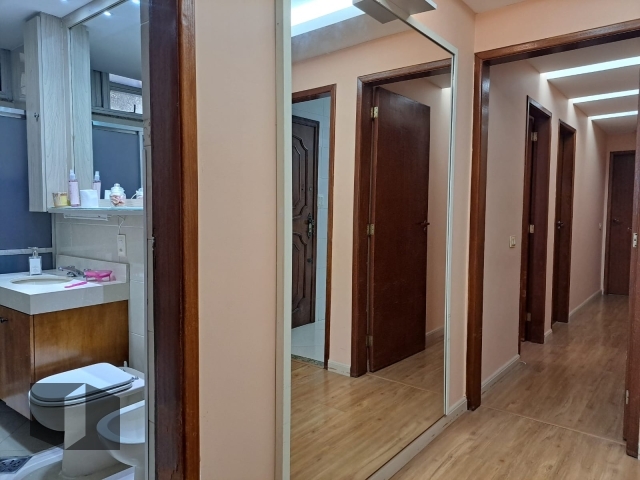 Apartamento para alugar com 4 quartos, 137m² - Foto 11