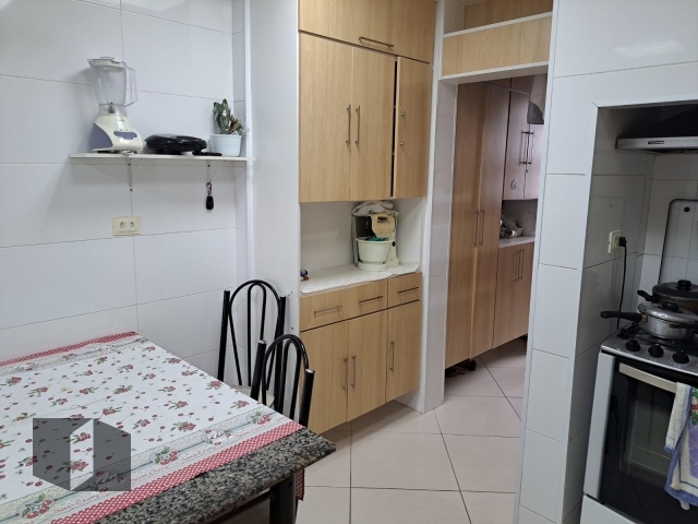 Apartamento para alugar com 4 quartos, 137m² - Foto 23