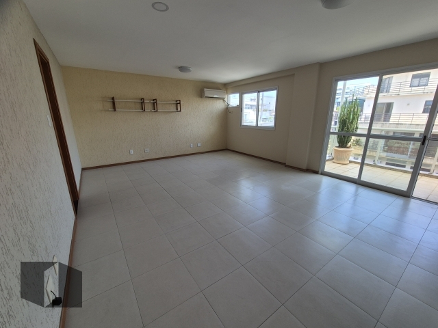 Cobertura à venda com 4 quartos, 296m² - Foto 1