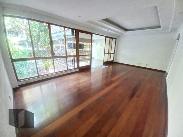 Apartamento à venda com 3 quartos, 139m² - Foto 2