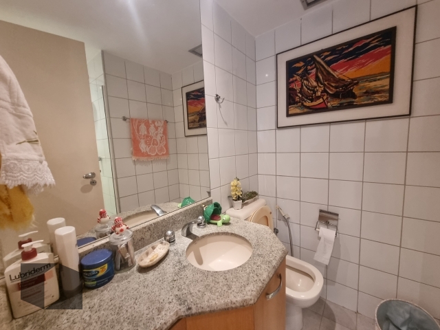 Apartamento à venda com 2 quartos, 70m² - Foto 10