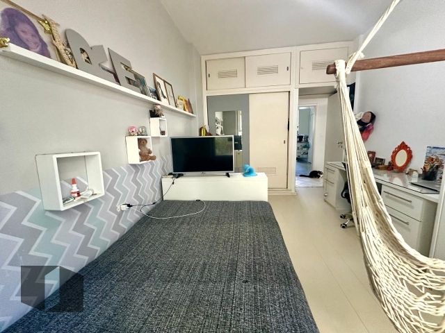 Apartamento à venda com 4 quartos, 200m² - Foto 8