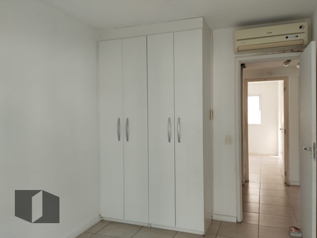 Casa para alugar com 4 quartos, 213m² - Foto 12