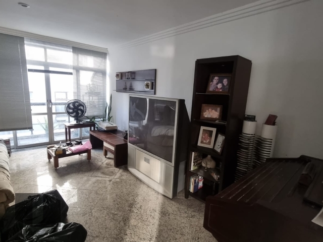 Cobertura à venda com 4 quartos, 247m² - Foto 4