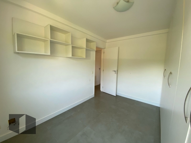 Apartamento à venda com 3 quartos, 110m² - Foto 18