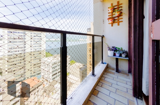 Apartamento à venda com 3 quartos, 170m² - Foto 9