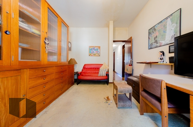 Apartamento à venda com 4 quartos, 210m² - Foto 31