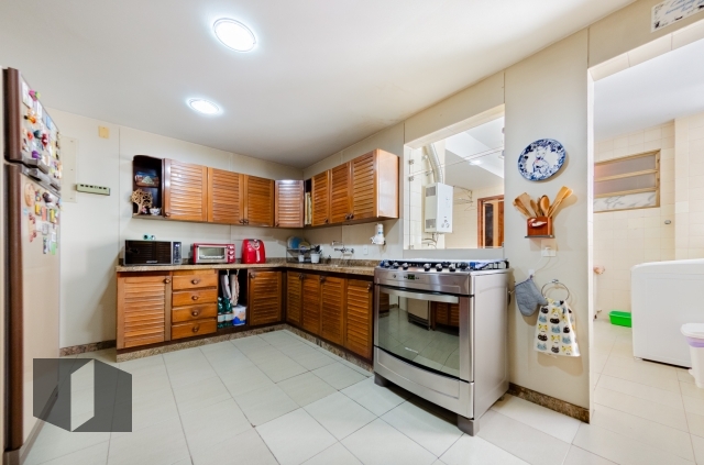 Apartamento à venda com 4 quartos, 210m² - Foto 33