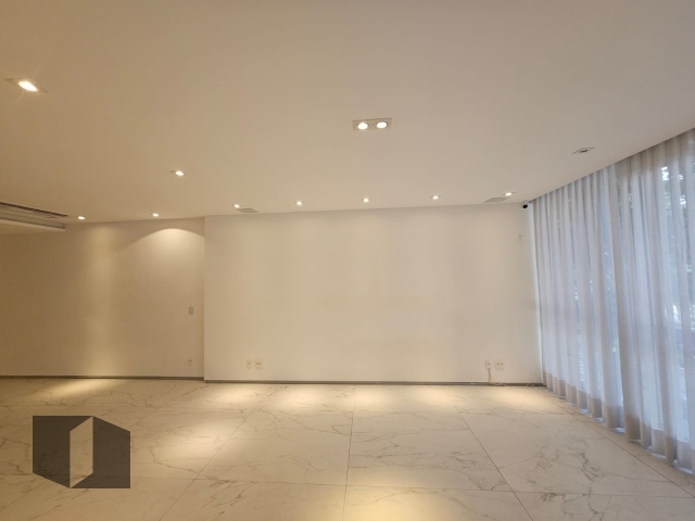 Apartamento à venda com 3 quartos, 155m² - Foto 4