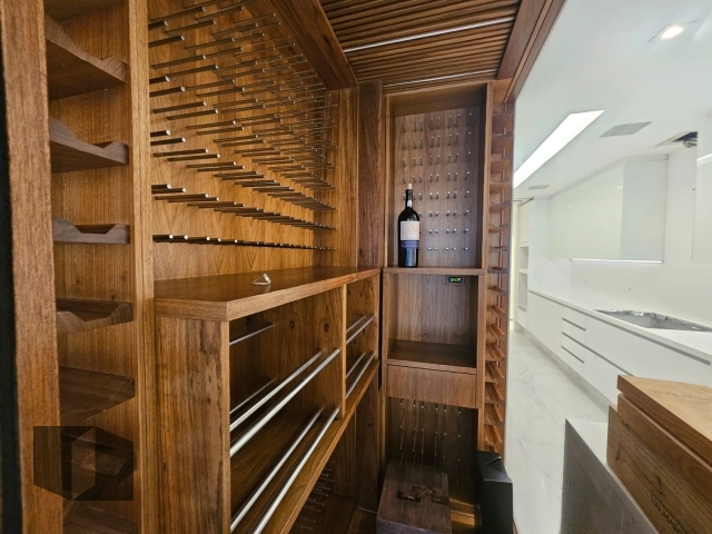 Apartamento à venda com 3 quartos, 155m² - Foto 5