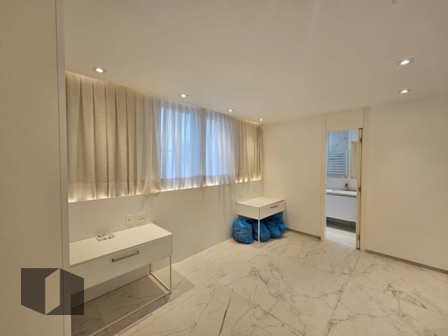 Apartamento à venda com 3 quartos, 155m² - Foto 8