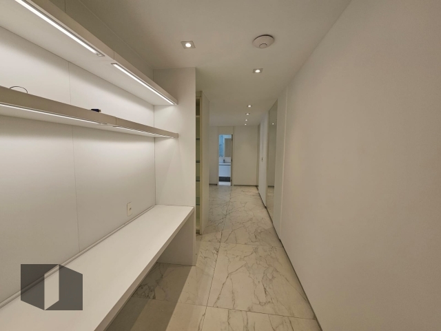 Apartamento à venda com 3 quartos, 155m² - Foto 10