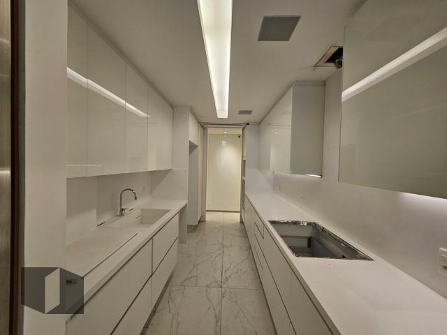 Apartamento à venda com 3 quartos, 155m² - Foto 26