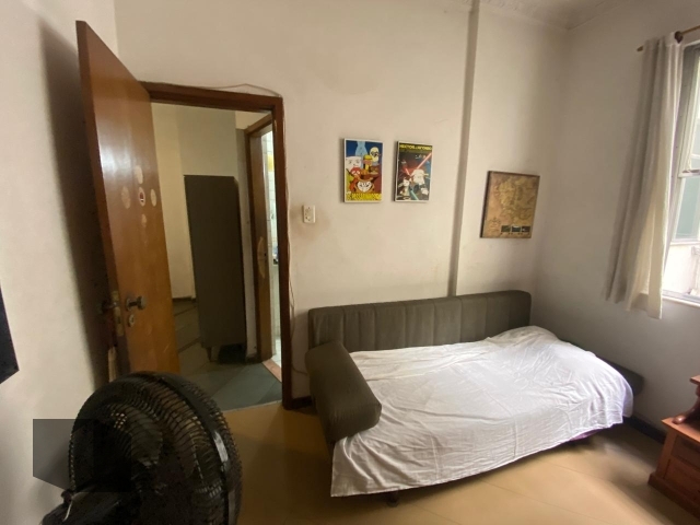 quarto 2 (2).jpg