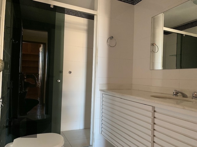 Apartamento para alugar com 3 quartos, 129m² - Foto 22