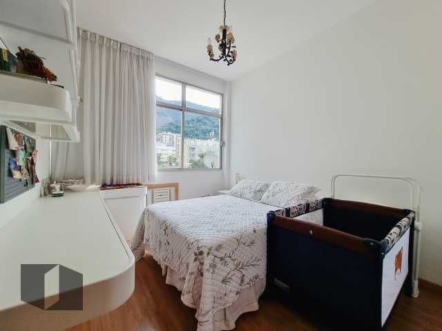 Apartamento à venda com 4 quartos, 193m² - Foto 19