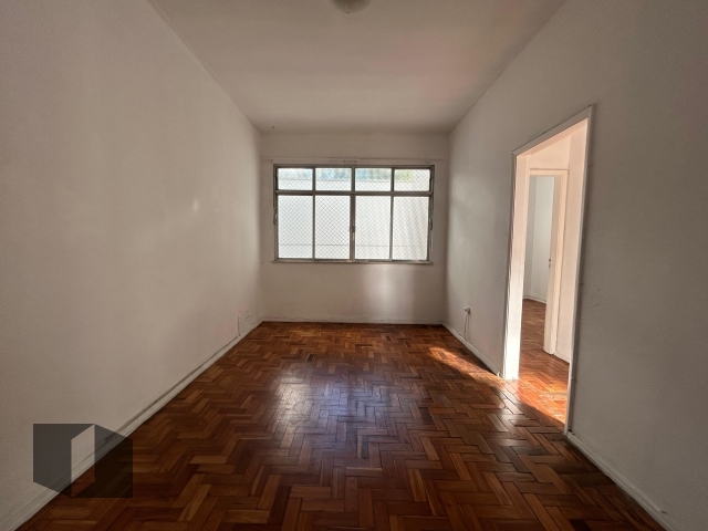 Apartamento à venda com 2 quartos, 57m² - Foto 2