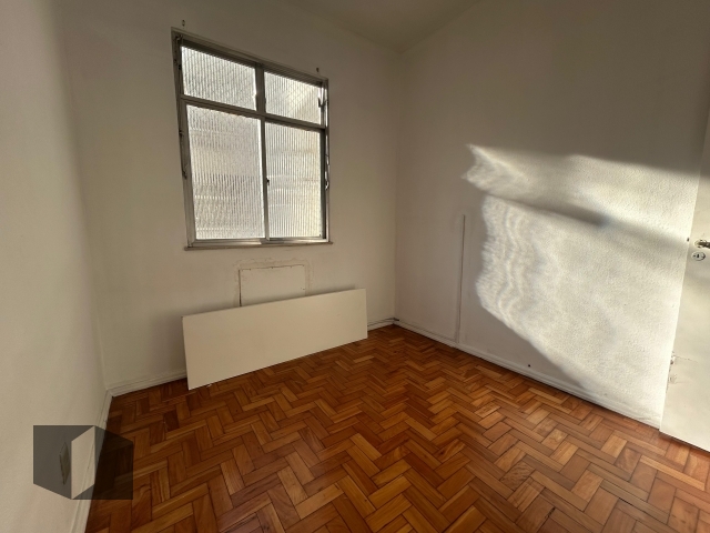 Apartamento à venda com 2 quartos, 57m² - Foto 11