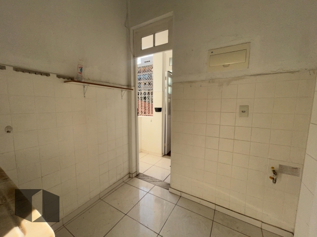 Apartamento à venda com 2 quartos, 57m² - Foto 13