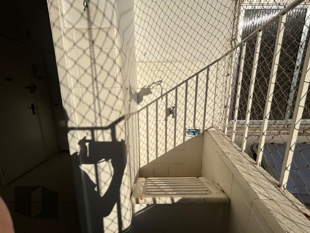 Apartamento à venda com 2 quartos, 57m² - Foto 18