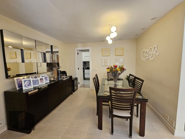 Apartamento à venda com 3 quartos, 125m² - Foto 6