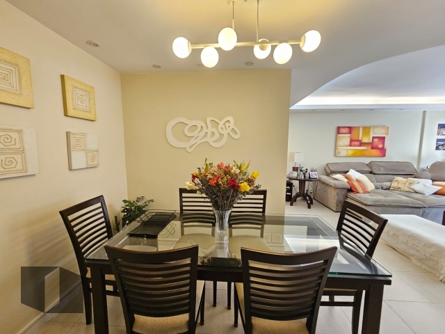 Apartamento à venda com 3 quartos, 125m² - Foto 7