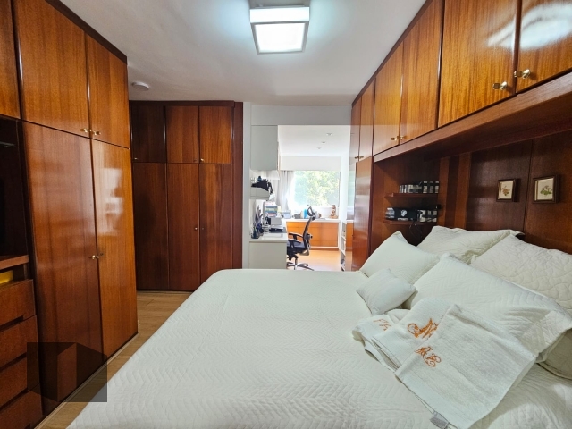 Apartamento à venda com 3 quartos, 125m² - Foto 9