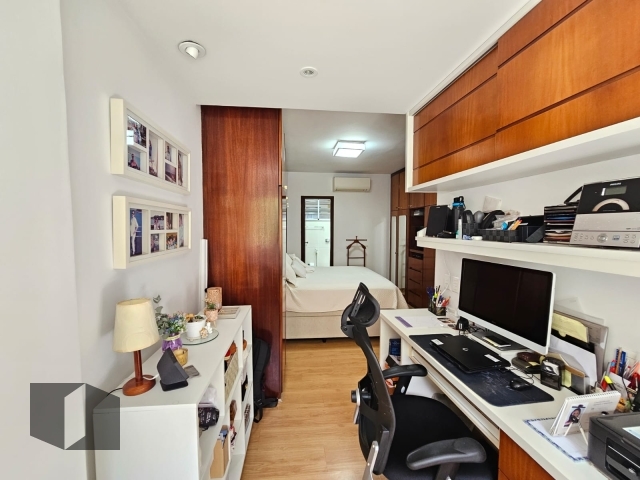 Apartamento à venda com 3 quartos, 125m² - Foto 13