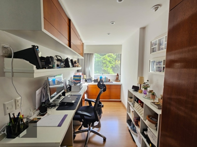 Apartamento à venda com 3 quartos, 125m² - Foto 14