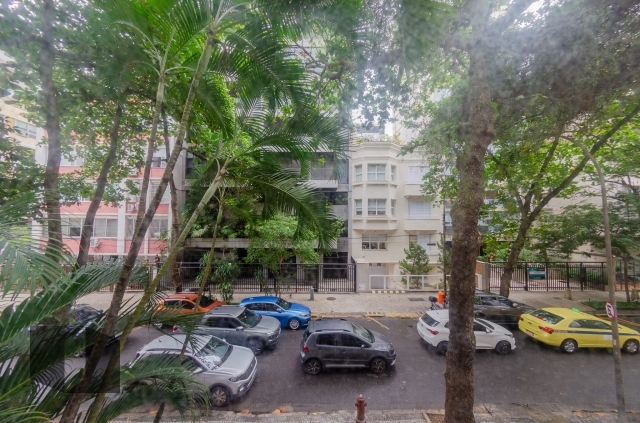 Apartamento à venda com 3 quartos, 295m² - Foto 3
